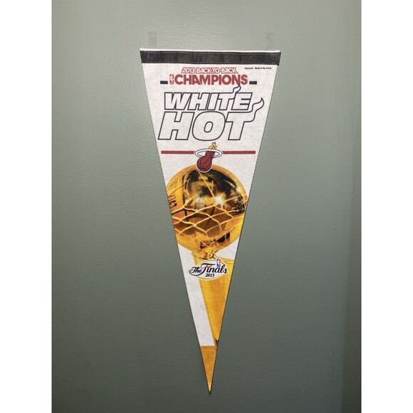 Miami Heat Flag Pennant NBA Champions 2013 Back to Back WHITE HOT WinCraft USA - Picture 1 of 7